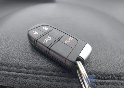 2016 Chrysler 300 Limited from USA, damaged, VIN 2C3CCAAG0GH212025